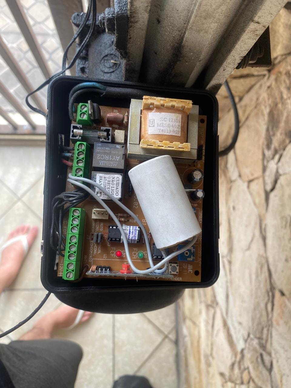 Manutenção de portão automático pela MGL